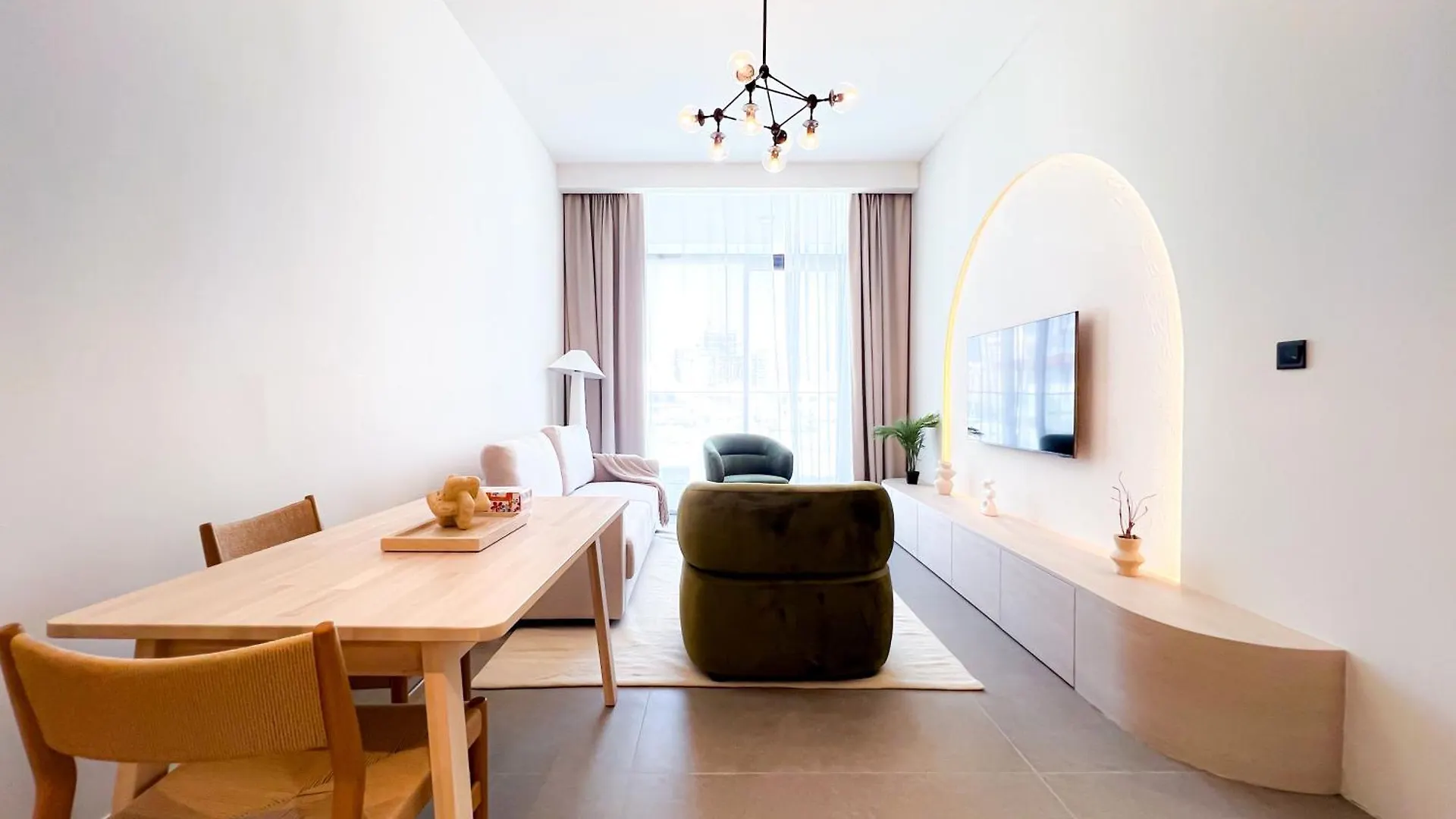 1-Br Gem With Luxe Amenities In Jvc Apartment Dubai