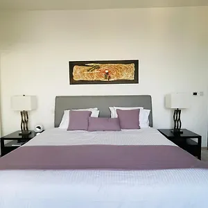 Apartment Beautiful With Amazing Sea Views, Dubai